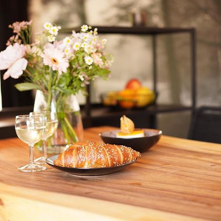 Stay At Smilla - Boutique Apartments Mit Kueche - Parken - Klima - Netflix - Waschmaschine 비스바덴 외부 사진