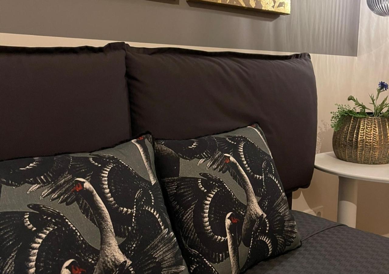 Stay At Smilla - Boutique Apartments Mit Kueche - Parken - Klima - Netflix - Waschmaschine 비스바덴 외부 사진