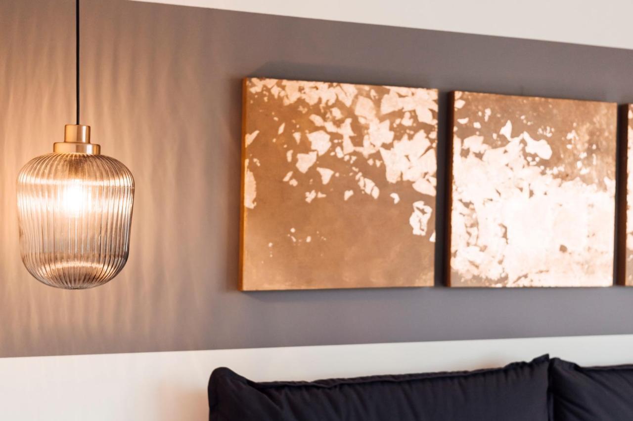 Stay At Smilla - Boutique Apartments Mit Kueche - Parken - Klima - Netflix - Waschmaschine 비스바덴 외부 사진