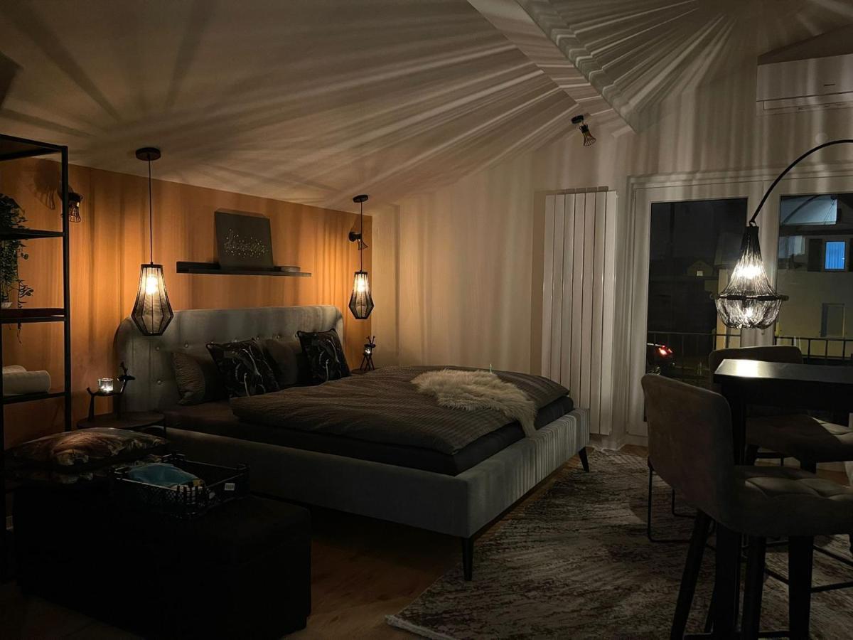 Stay At Smilla - Boutique Apartments Mit Kueche - Parken - Klima - Netflix - Waschmaschine 비스바덴 외부 사진