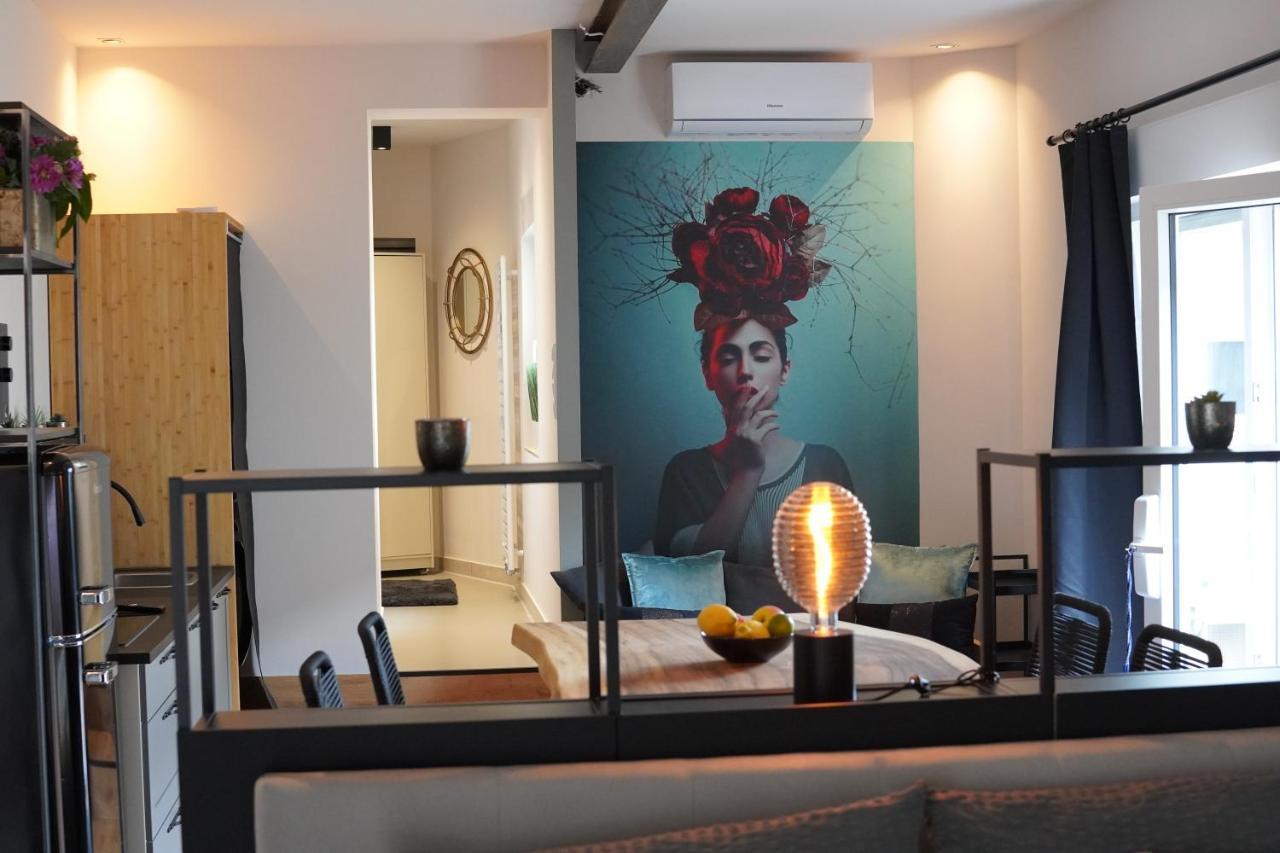 Stay At Smilla - Boutique Apartments Mit Kueche - Parken - Klima - Netflix - Waschmaschine 비스바덴 외부 사진