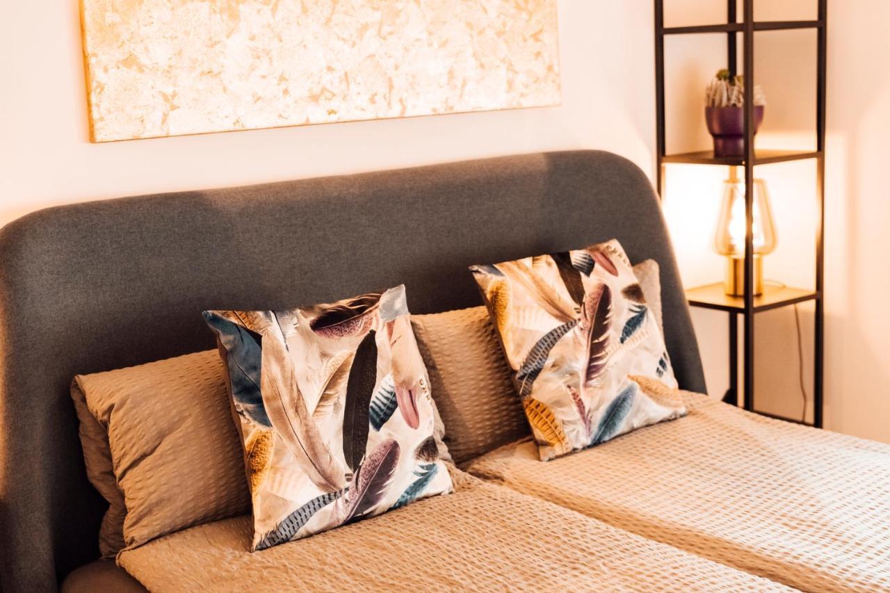 Stay At Smilla - Boutique Apartments Mit Kueche - Parken - Klima - Netflix - Waschmaschine 비스바덴 외부 사진