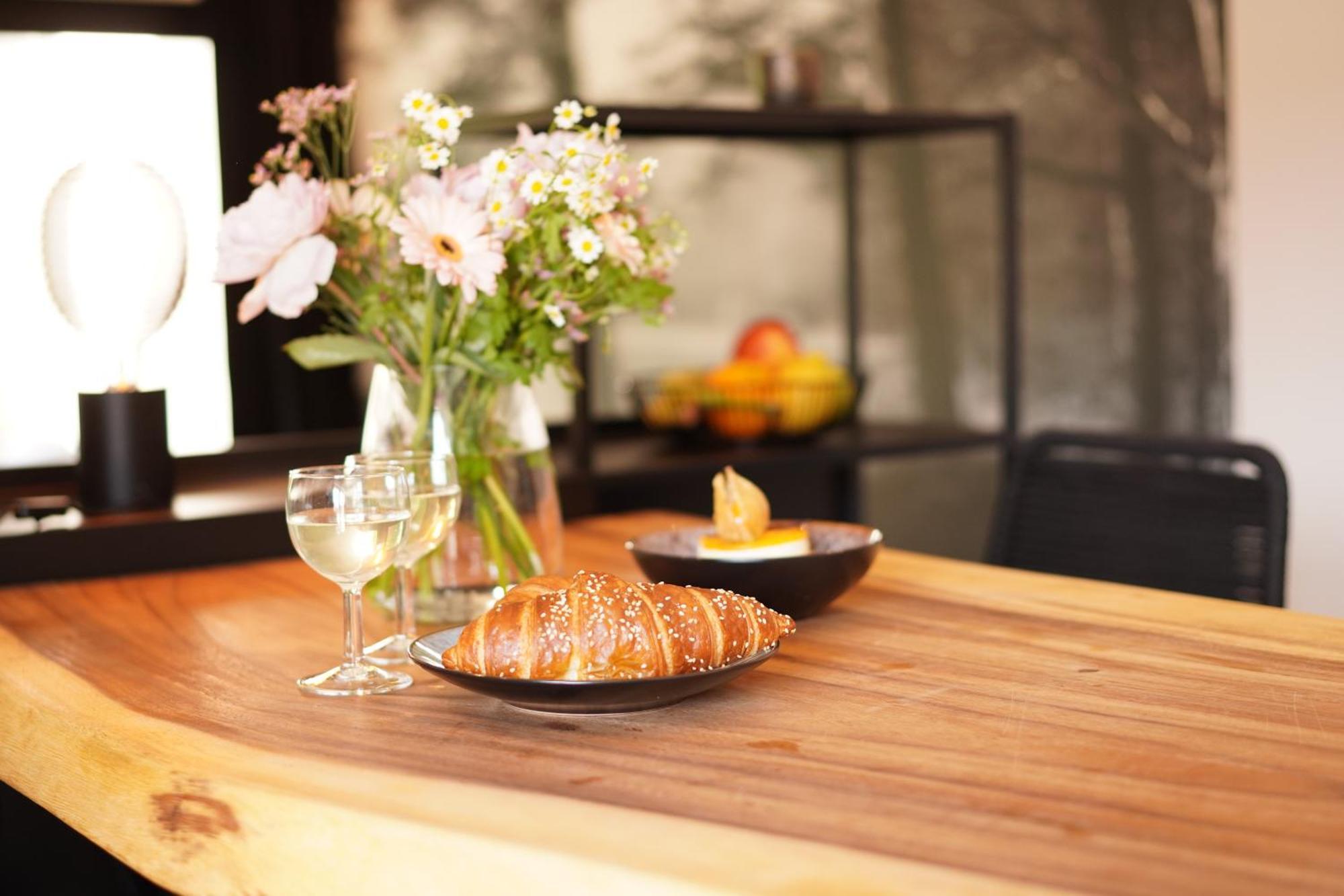 Stay At Smilla - Boutique Apartments Mit Kueche - Parken - Klima - Netflix - Waschmaschine 비스바덴 외부 사진