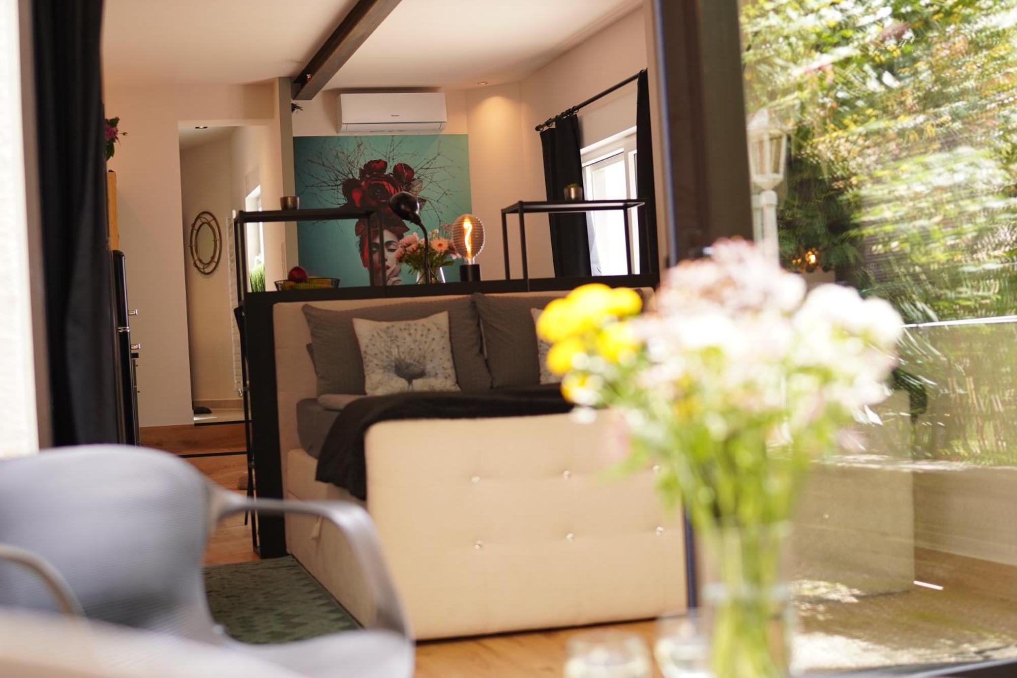 Stay At Smilla - Boutique Apartments Mit Kueche - Parken - Klima - Netflix - Waschmaschine 비스바덴 외부 사진