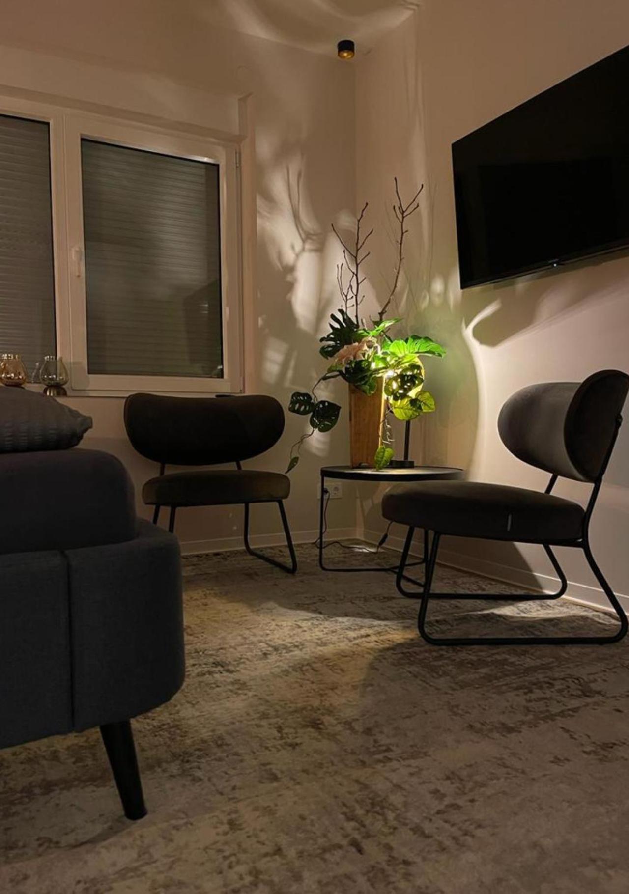 Stay At Smilla - Boutique Apartments Mit Kueche - Parken - Klima - Netflix - Waschmaschine 비스바덴 외부 사진